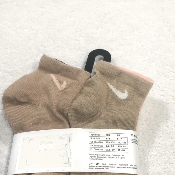 Nike Tan and Brown Athletic Socks - Picture 2 of 4